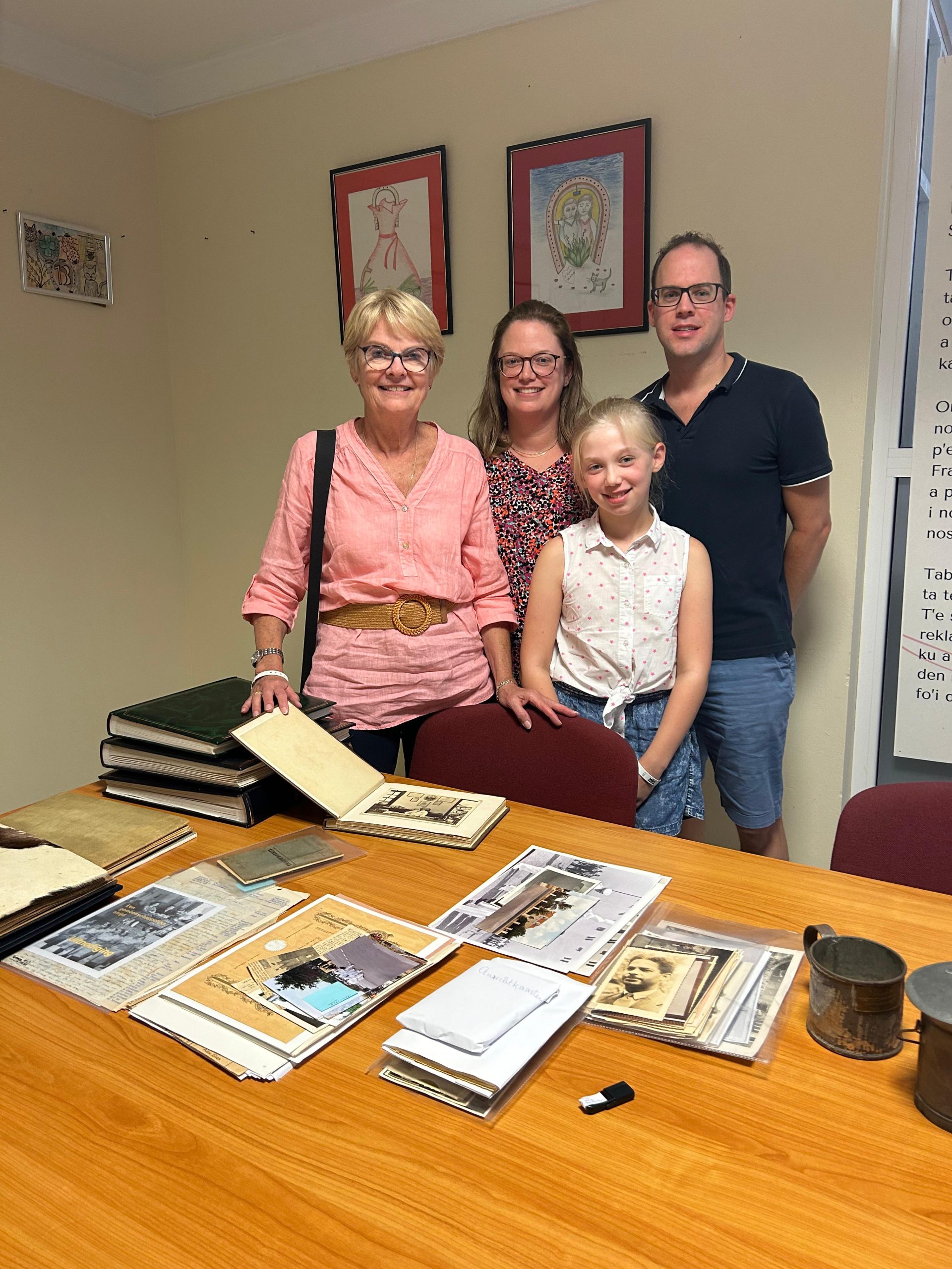 Exhibicion Di Pertenencianan Personal Di Boy Ecury Na Archivo Nacional Aruba 162 Archivo Nacioal 1 Scaled