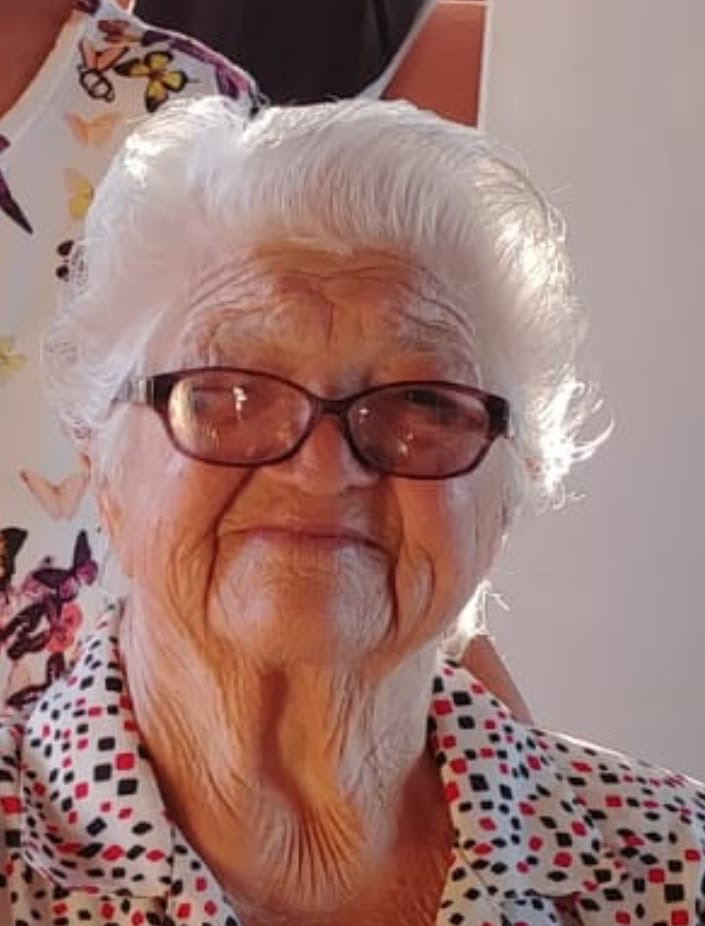 Señora Anna Maduro-Roga ( Miho Conoci Como &Quot;Chichi Di Yati&Quot;) A Nace Riba Dia 8 Di November 1932 Y Ta Fayece Riba Dia 21 Di December 2024. 163 Senora Anna Maduro Roga Miho Conoci Como Chichi Di Yati 1