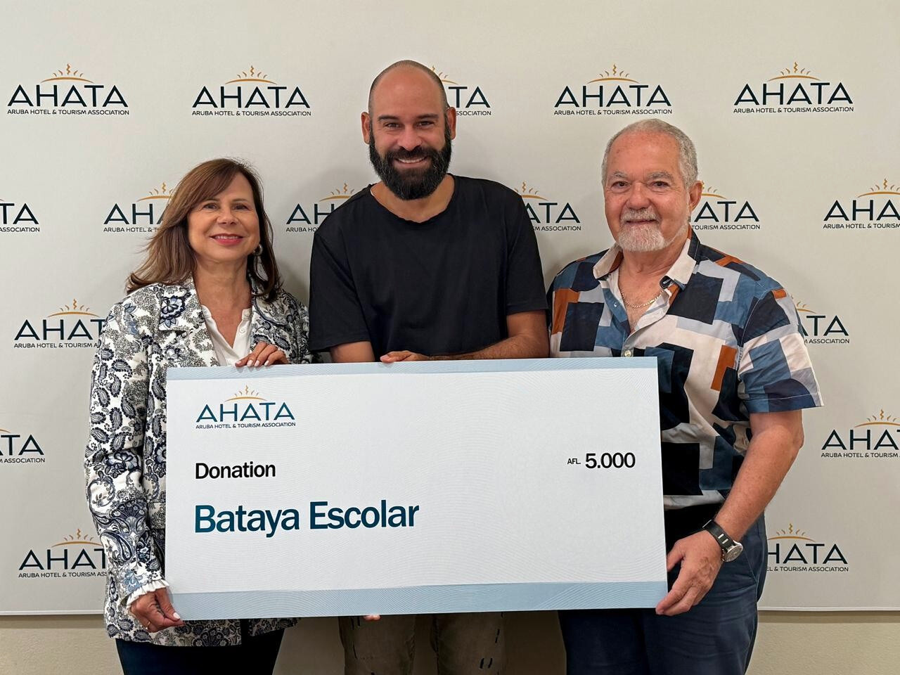 5 Bataya Escolar Donation