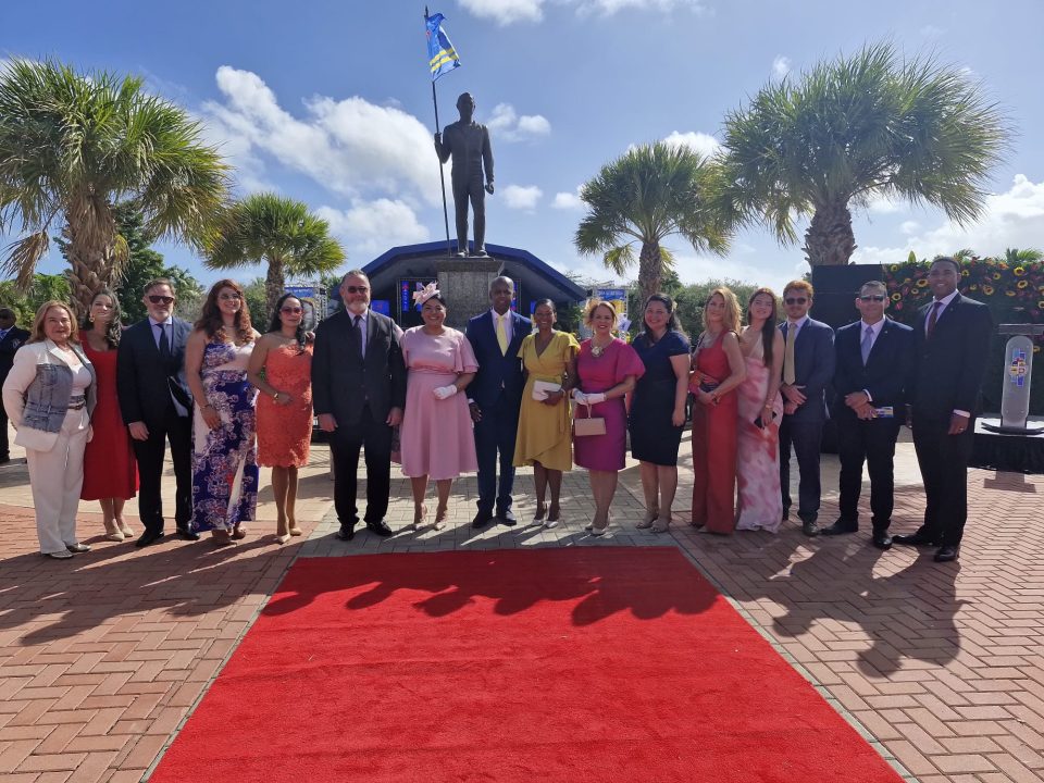 Foto Gezaghebber Dia Di Betico 1