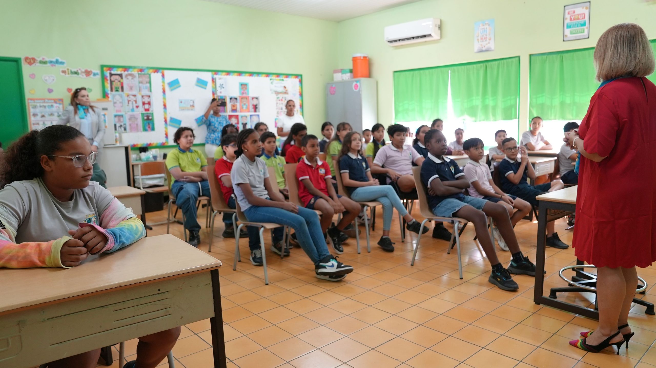 Mp Bishita Dia Di Betico Colegio Santa Famia 3 Scaled