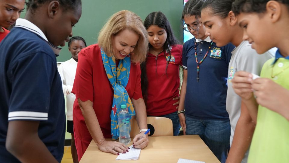 Mp Bishita Dia Di Betico Colegio Santa Famia 8