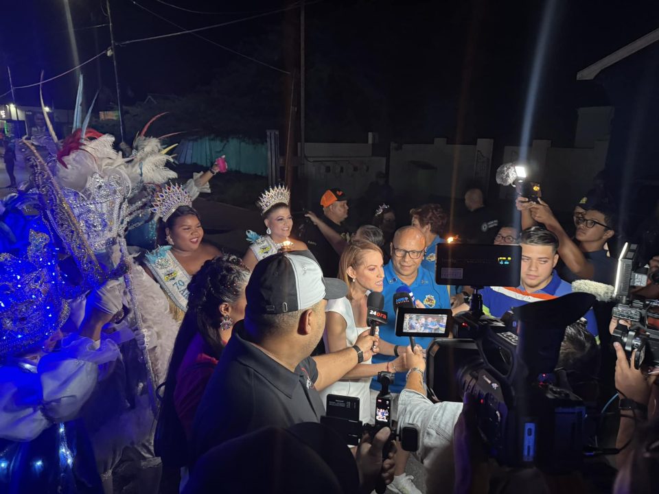 Prome Parada Di Carnaval 71 9