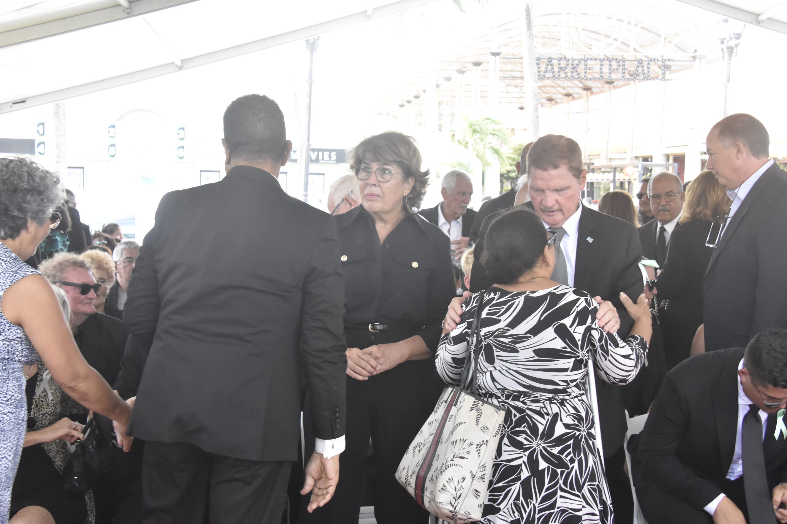 Entiero Henny Eman 39 Scaled