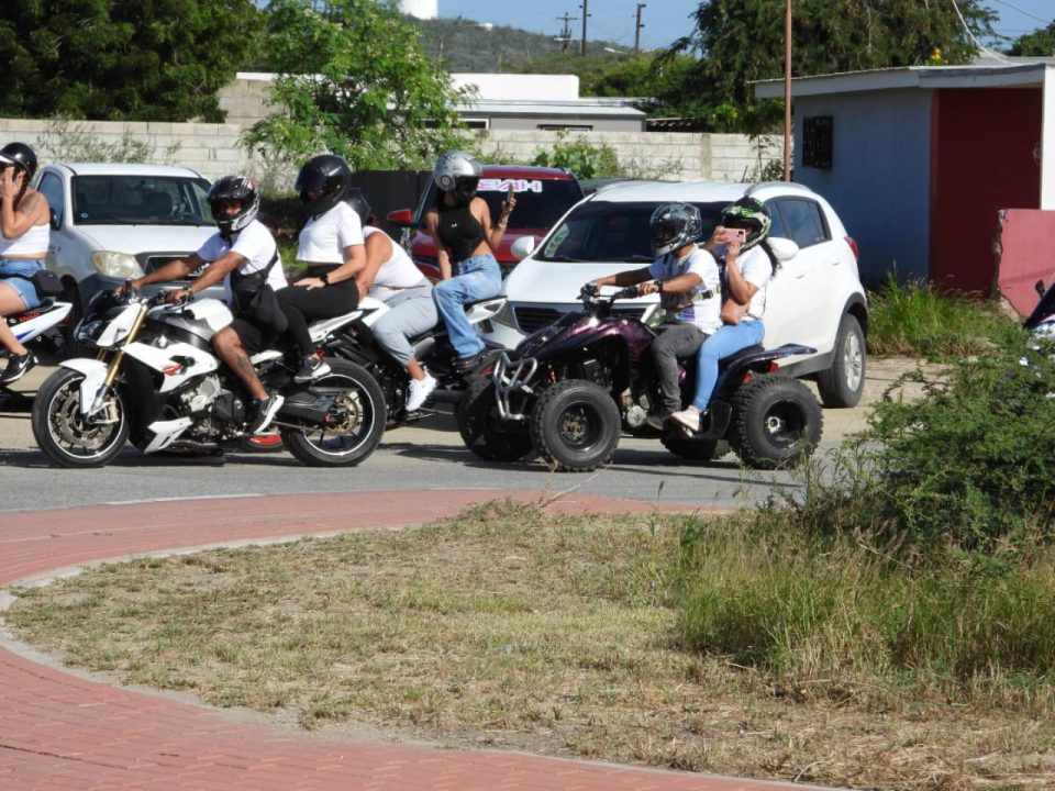 Seroe Biento Boys Motorcycles Club Aruba Cu Un Ride Exitoso Pa A Yuda E Hoben Richeline Busca Su Salud 2