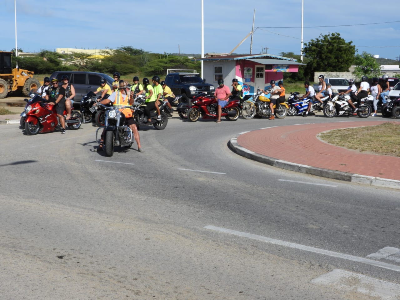 Seroe Biento Boys Motorcycles Club Aruba Cu Un Ride Exitoso Pa A Yuda E Hoben Richeline Busca Su Salud 3