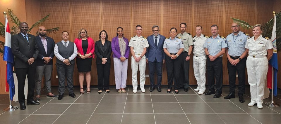 Conseho Di Minister Di Sint Maarten A Reuni Riba Tareanan Di Defensa Y Guarda Costa Den Caribe 1
