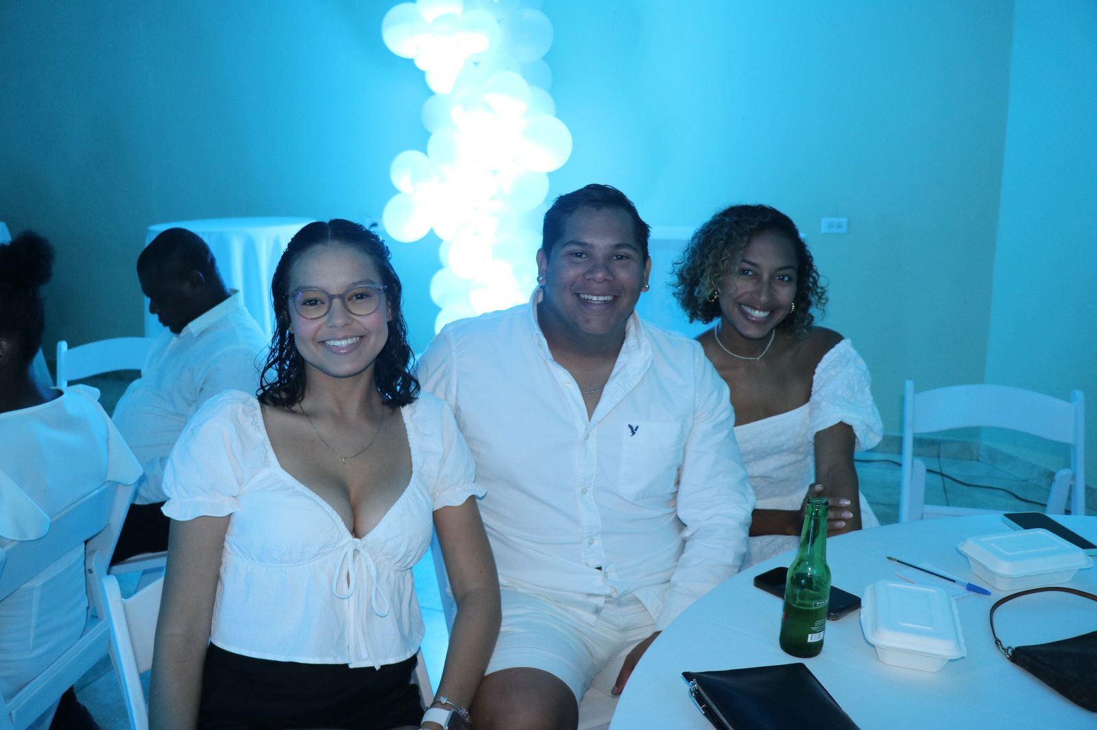 Den Un Ambiente Di Famia Pareha Lysha Janga Y John Celaire A Revela Genero Di Nan Yiu Na Caminda 10