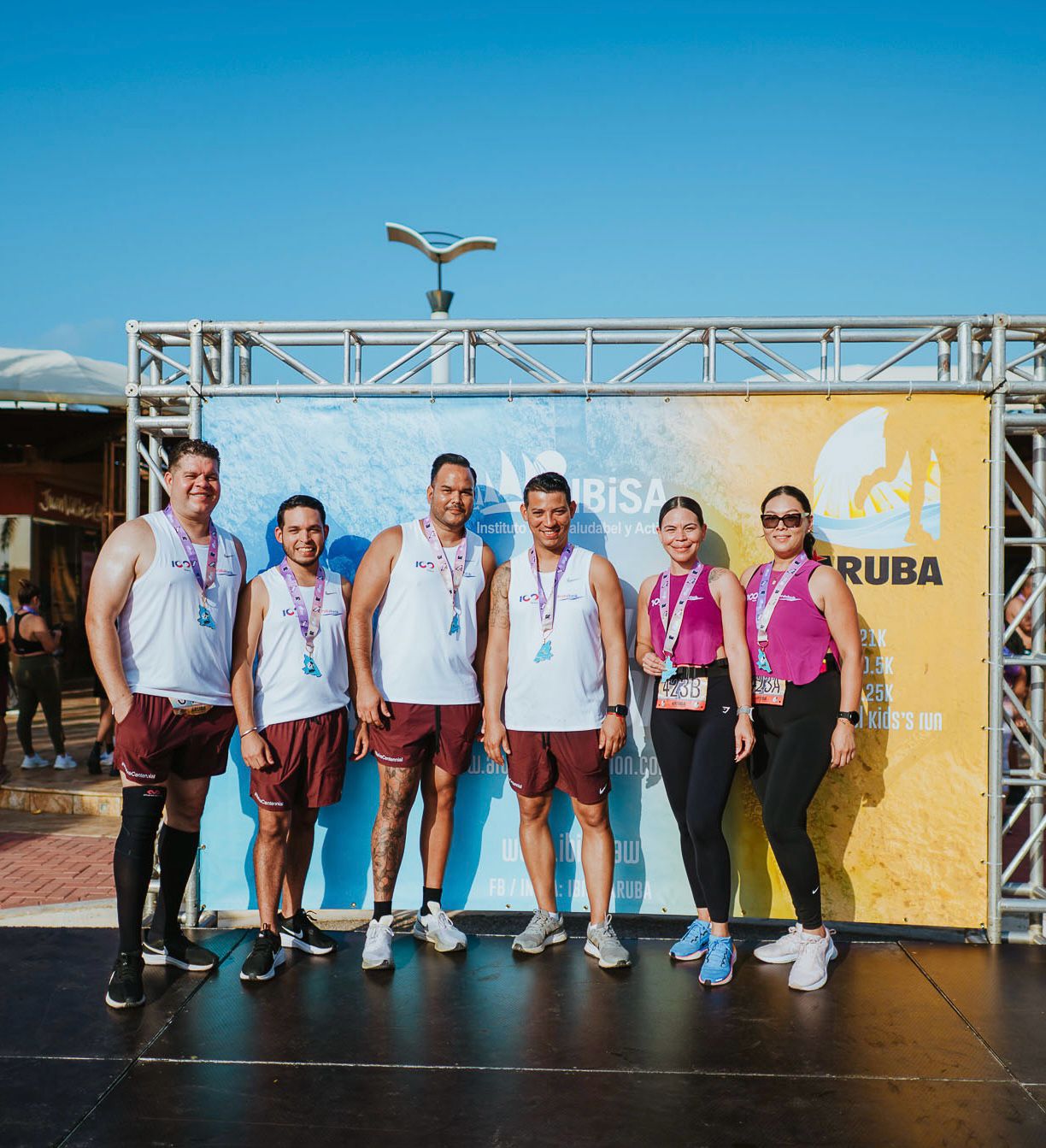 Ekiponan Di Aruba Bank A Participa Den E 39 Edicion Di Aruba International Half Marathon 2025.4