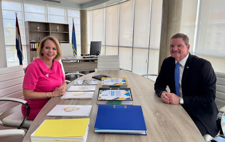 Gabinete Wever Croes A Haci Traspaso Oficial Pa E Gabinete Di Avp Futuro Na Un Manera Responsabel