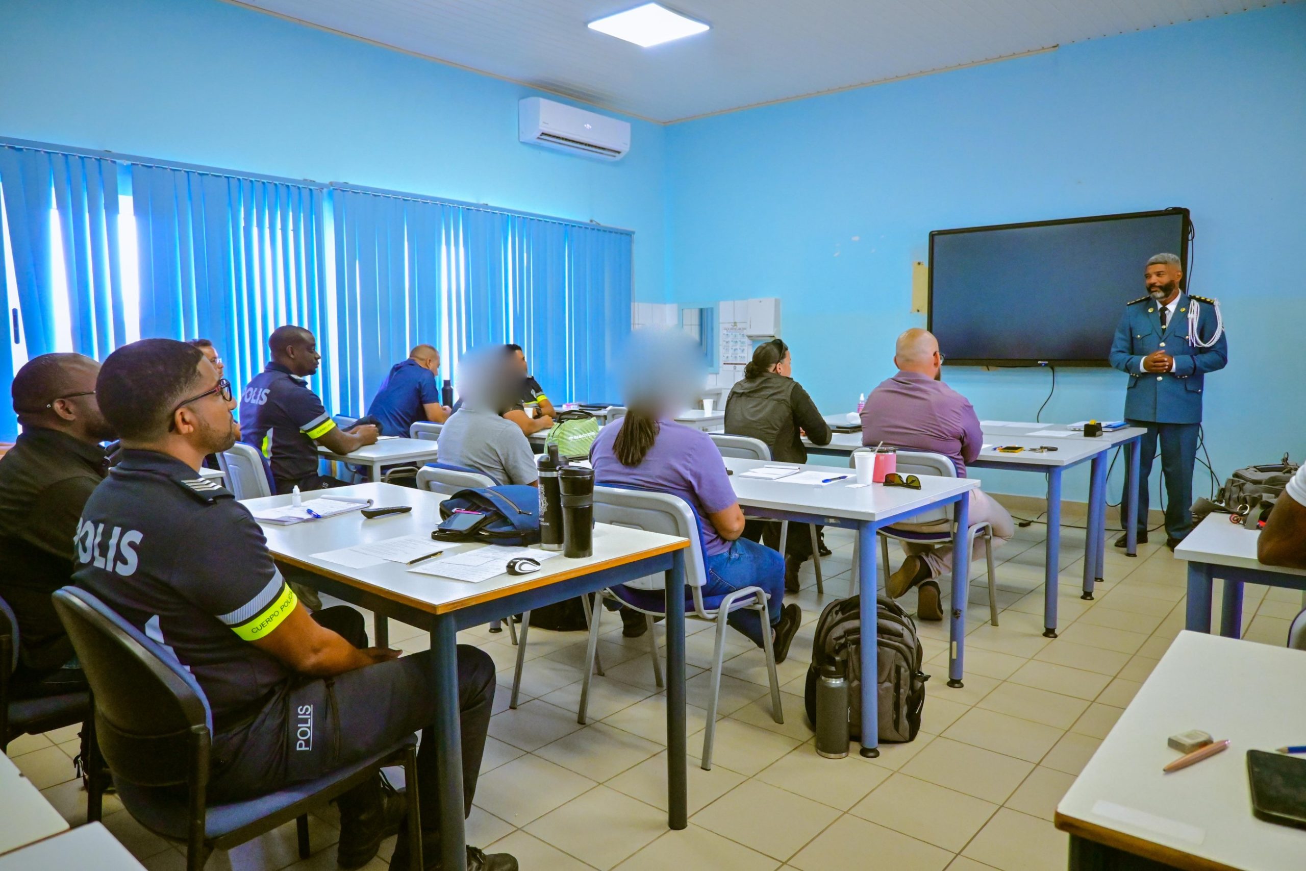 Grupo Grandi Di Polis A Cuminsa Curso Di Mko 160 7 1 Scaled