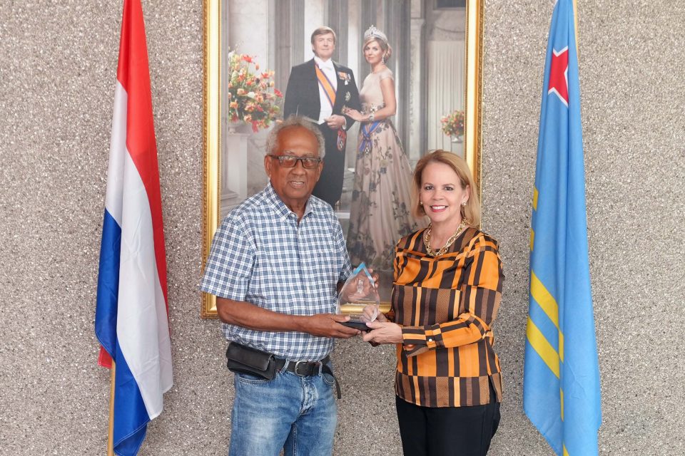 Mp Reconocemento Sr Dennis Burke 7