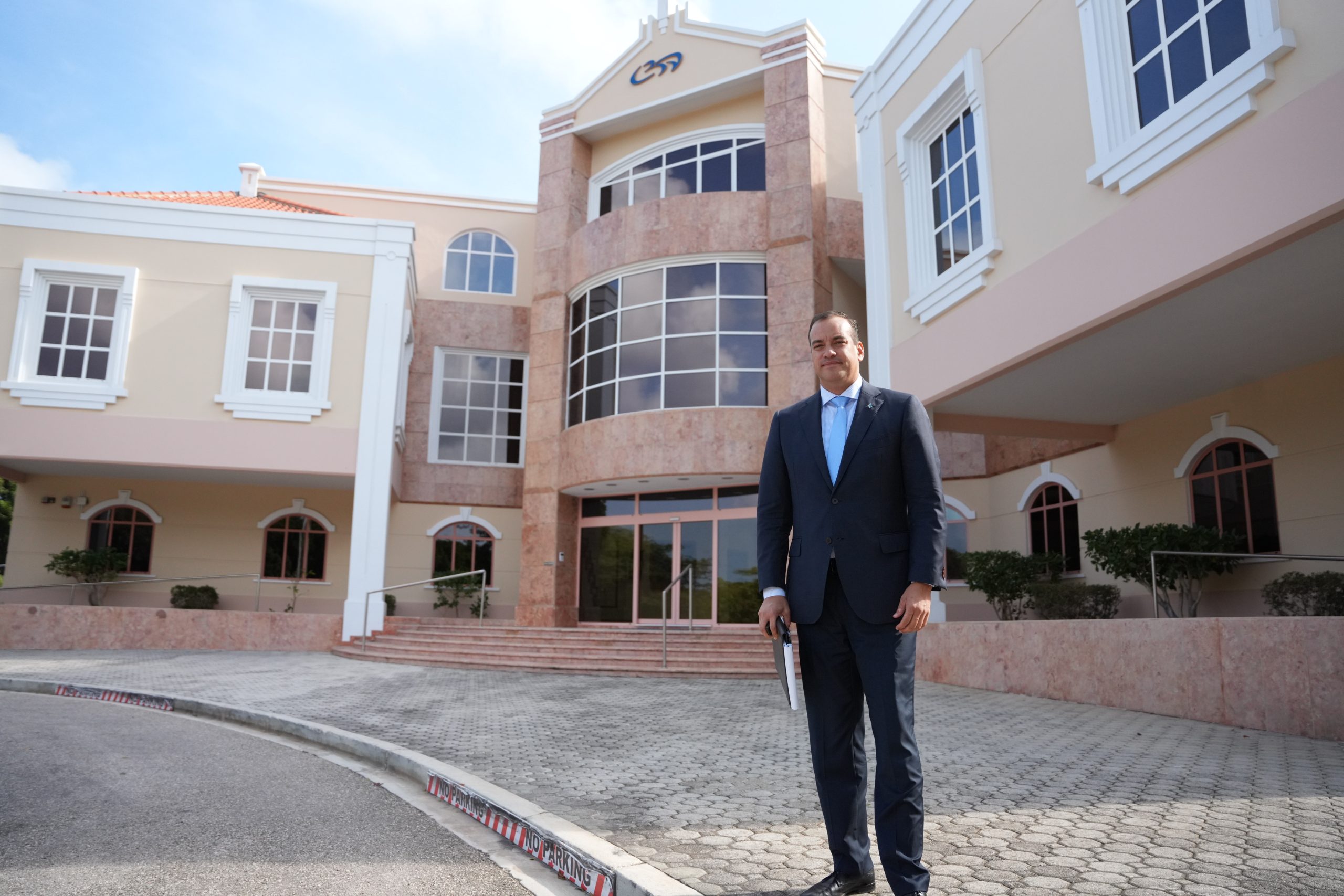 Minister Wever Scaled