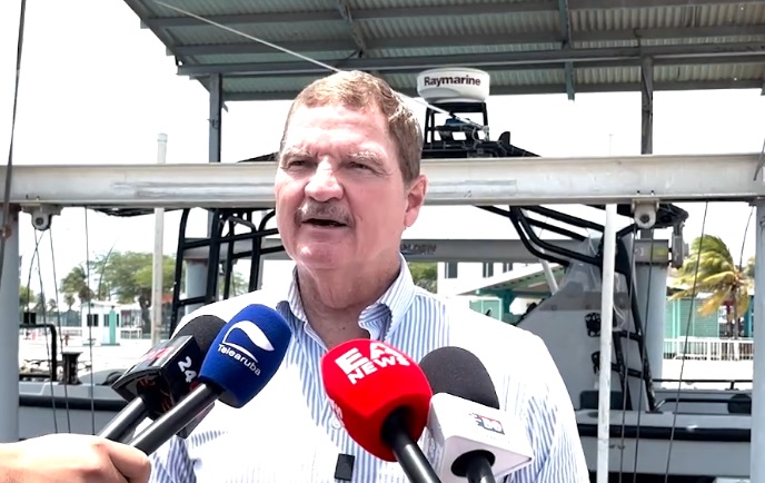 Prome Minister Mike Eman2