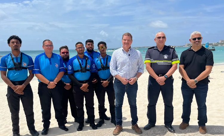 Prome Minister Mike Eman4