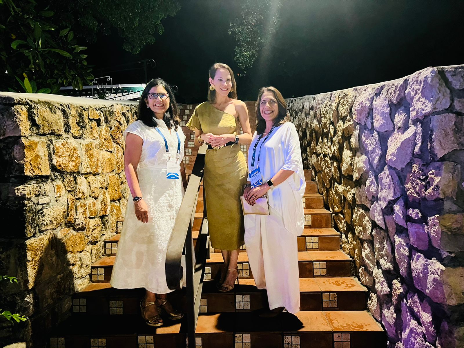 Aruba Presente Den Reunion Anual Caribbean Travel Marketplace Na Antigua Y Barbuda 4