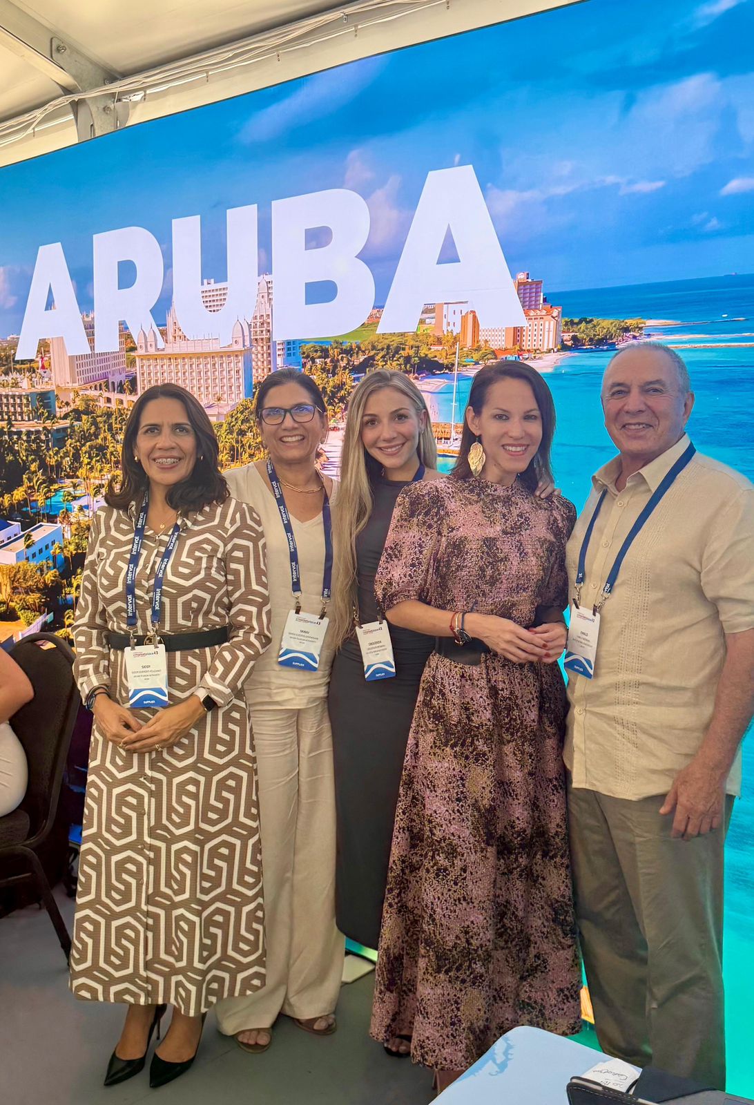 Aruba Presente Den Reunion Anual Caribbean Travel Marketplace Na Antigua Y Barbuda