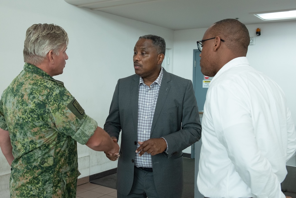 Aruba Ta Duna Asistencia Na Sint Maarten.2