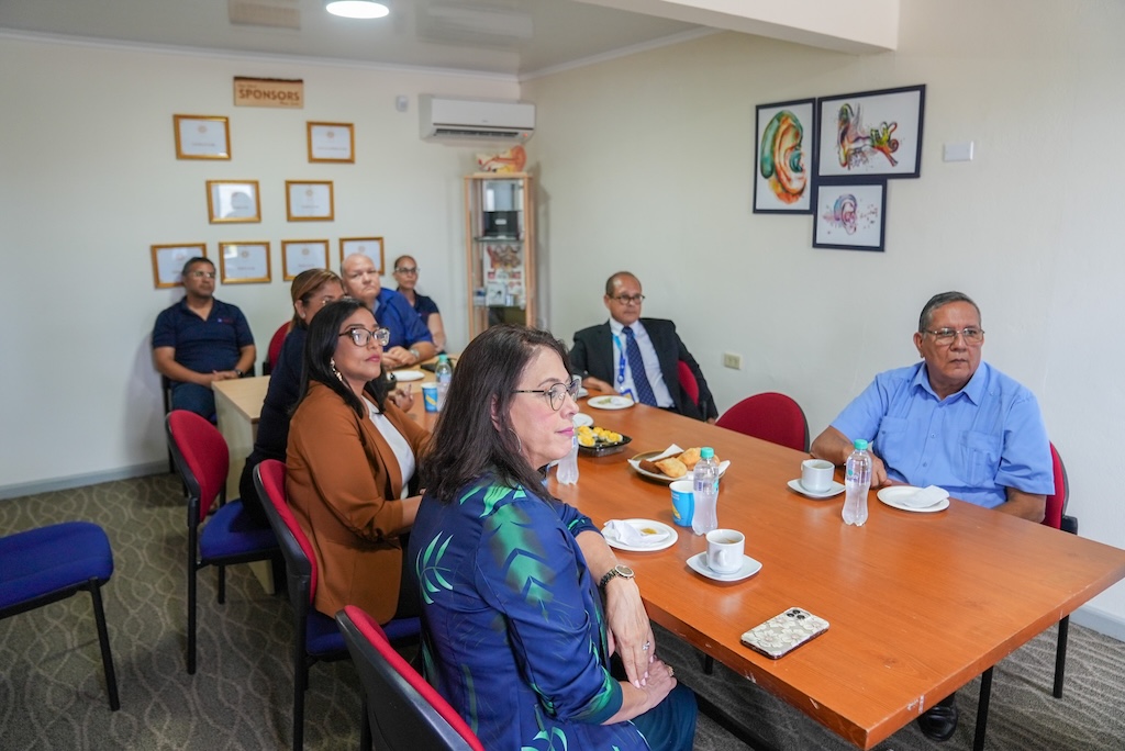 Minister Di Salud Publico Drs. Mervin Wyatt-Ras A Bishita Fundacion Fepoh 162 Dsc04268