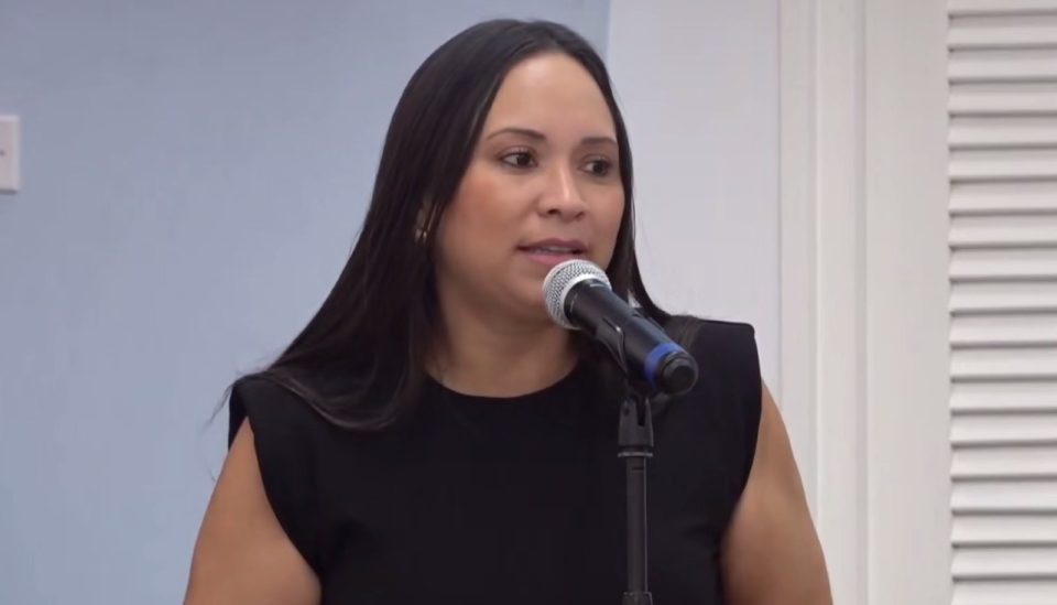 Minister Di Ensenansa Gerlien Croes Importante Ta Pa Nos Sostene Otro Den Proceso Pa Educa Nos Yiunan