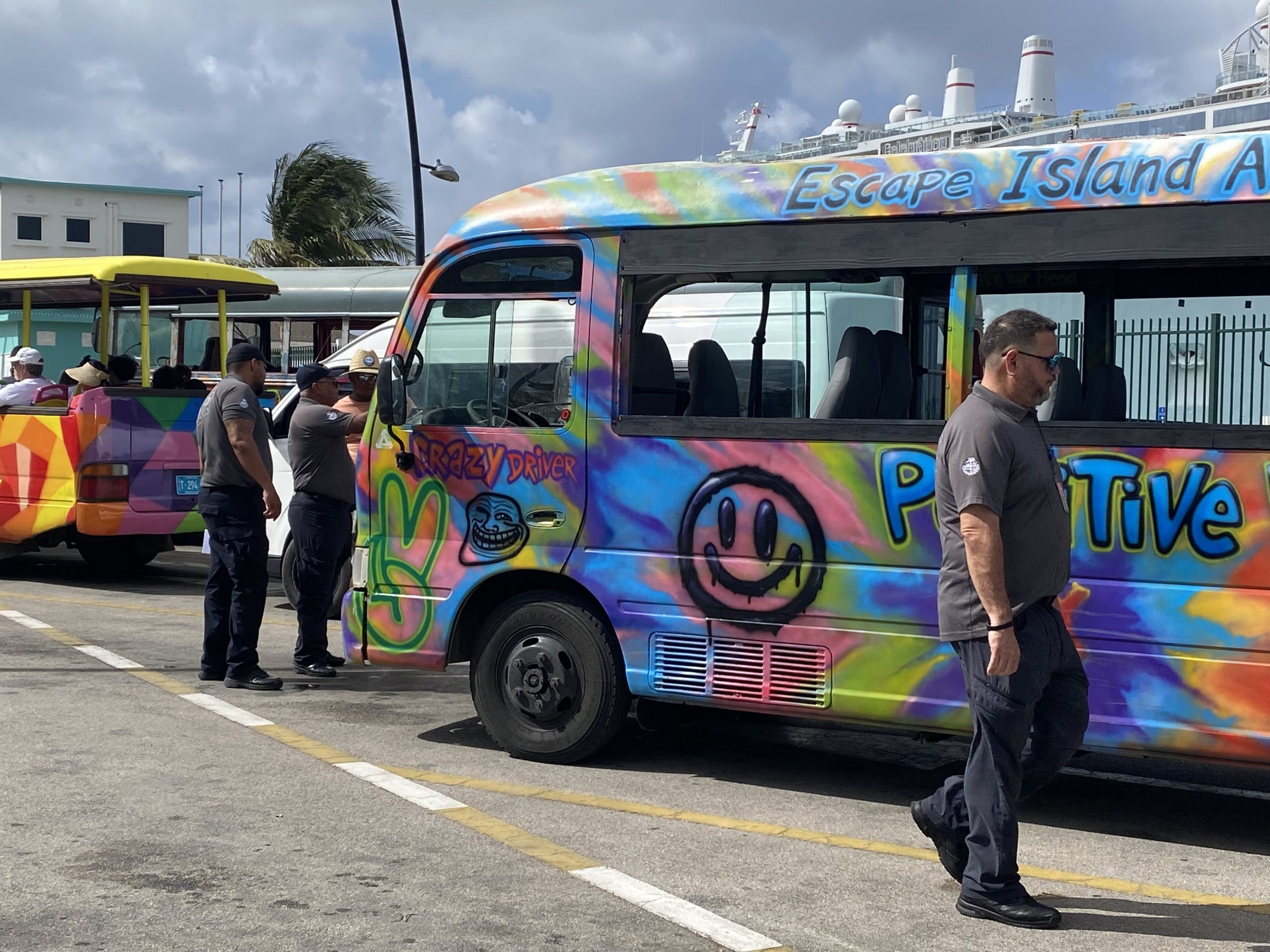 Tour Cuide Dilanti Porta Di Waf Ta Pidi Consideracion No Ta Haya Entrada Manera Cu Ta Aparenta 160 Tour Cuide Dilanti Porta Di Waf Ta Pidi Consideracion No Ta Haya Entrada Manera Cu Ta Aparenta 3 Scaled