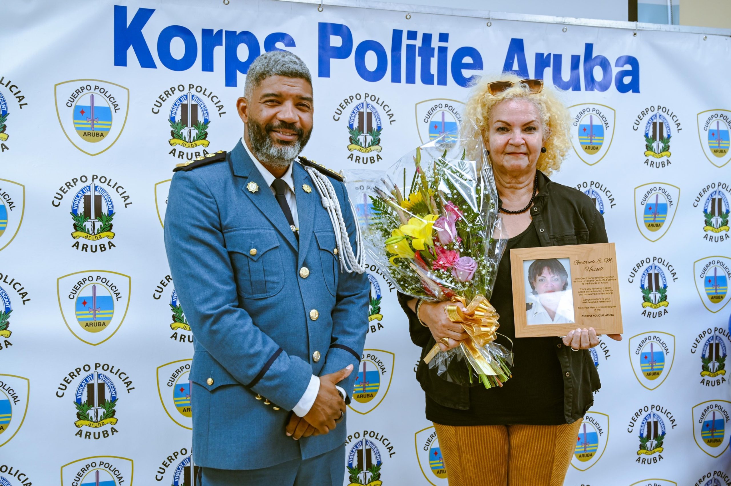 Honra: Cuerpo Policial A Despedi Di Sra. Trudy Hassell 160 Trudy Hassel 6 Scaled