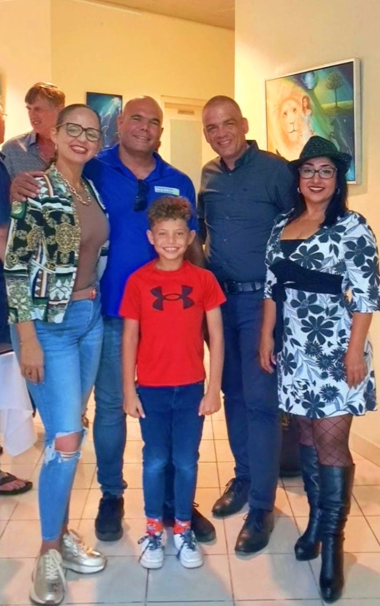 Addonsito Ta Felicita Sandra Garcia Cu E Expo Na Kvk Aruba 162 1000240917