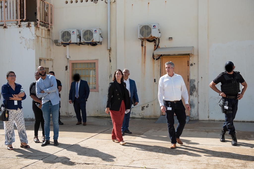 20250617 Minjus Sint Maarten Visit Aruba 013