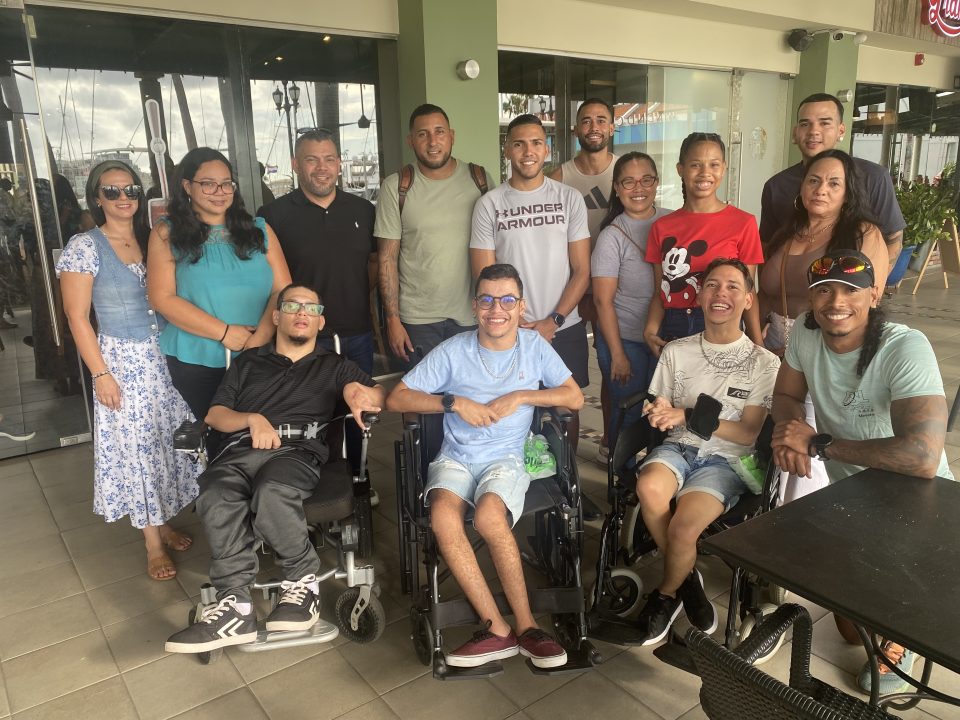 Aruba Ban Apoya Beyond Sports Limit Foundation Cu Nan Ronde Van Aruba Di 72 Kilometer 2
