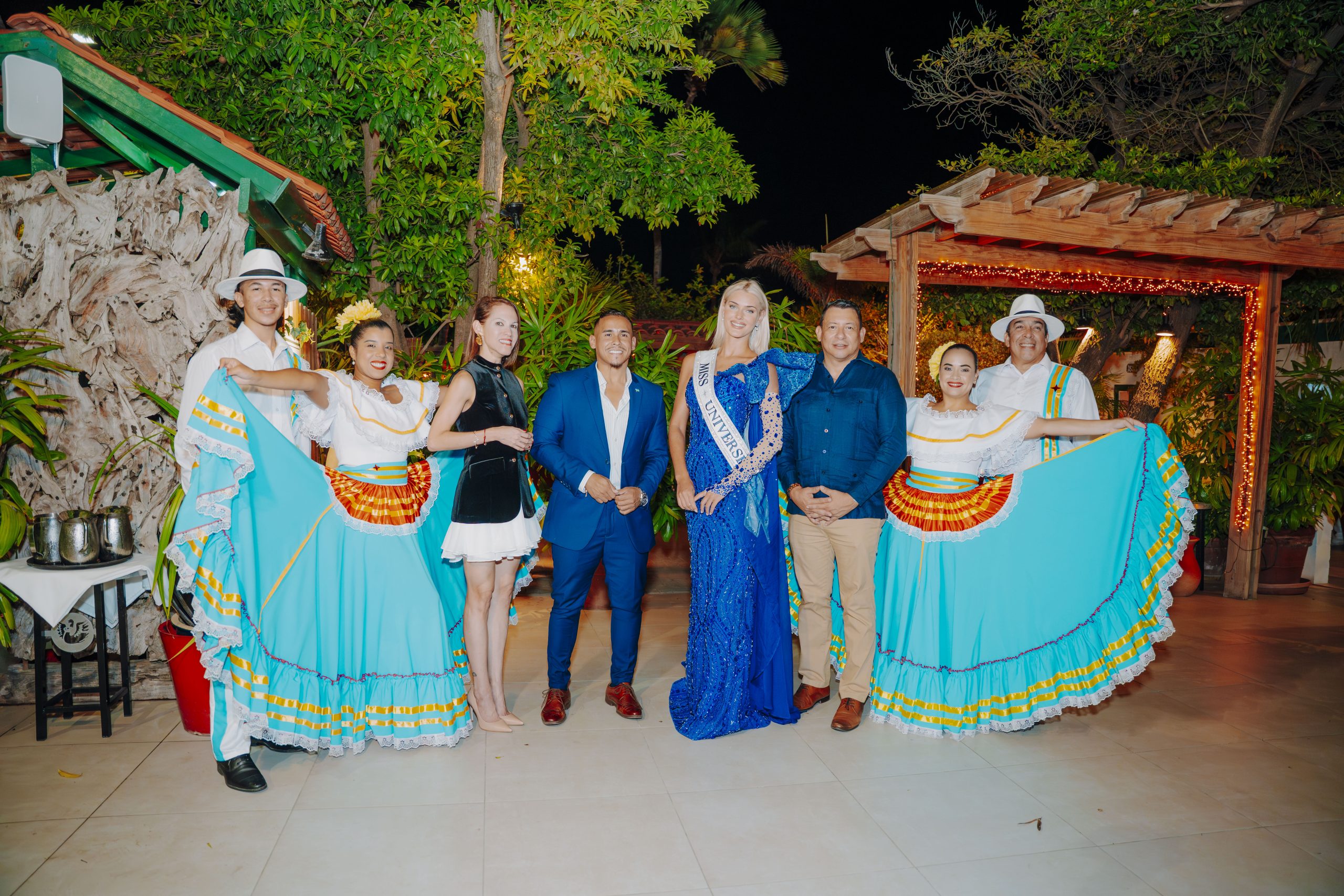 Cu Presencia Di Miss Universe: Ehecutivonan Di Crucero Contento Di Ta Bek Na Aruba 160 Dsc03320 Scaled