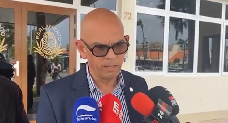 Lider Di Fraccion Di Ppa Otmar Oduber 1
