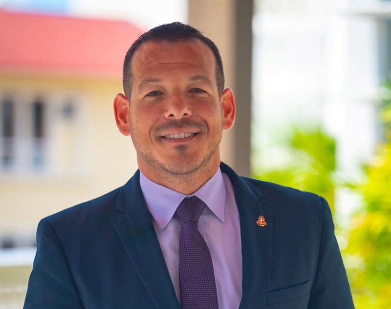 Statenlid Rocco Tjon