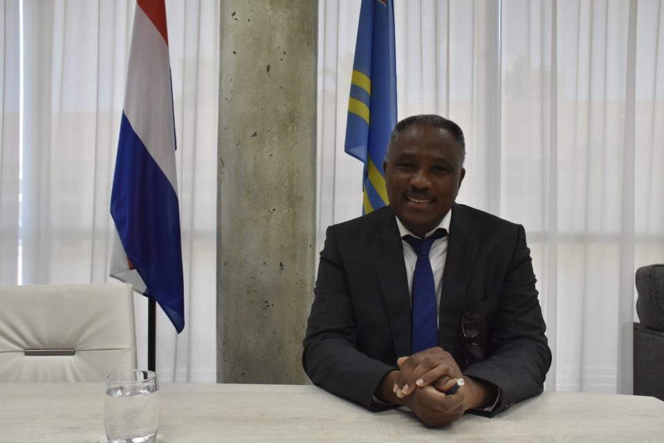 Minister Di Husticia Arthur Dowers