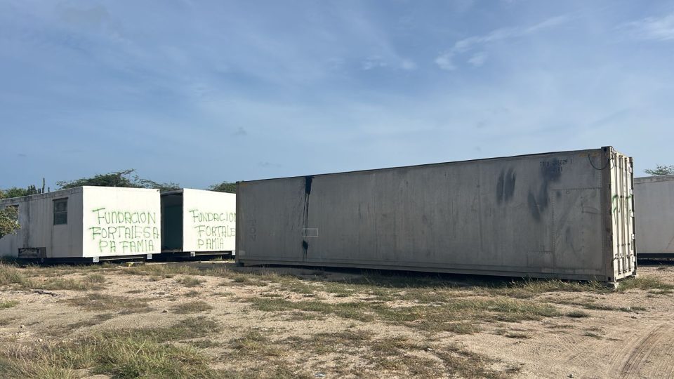 Tin Seis Trailer Pa Traha Un Luga Special Pa Yuda E Hende Muhe Sali Di Adiccion