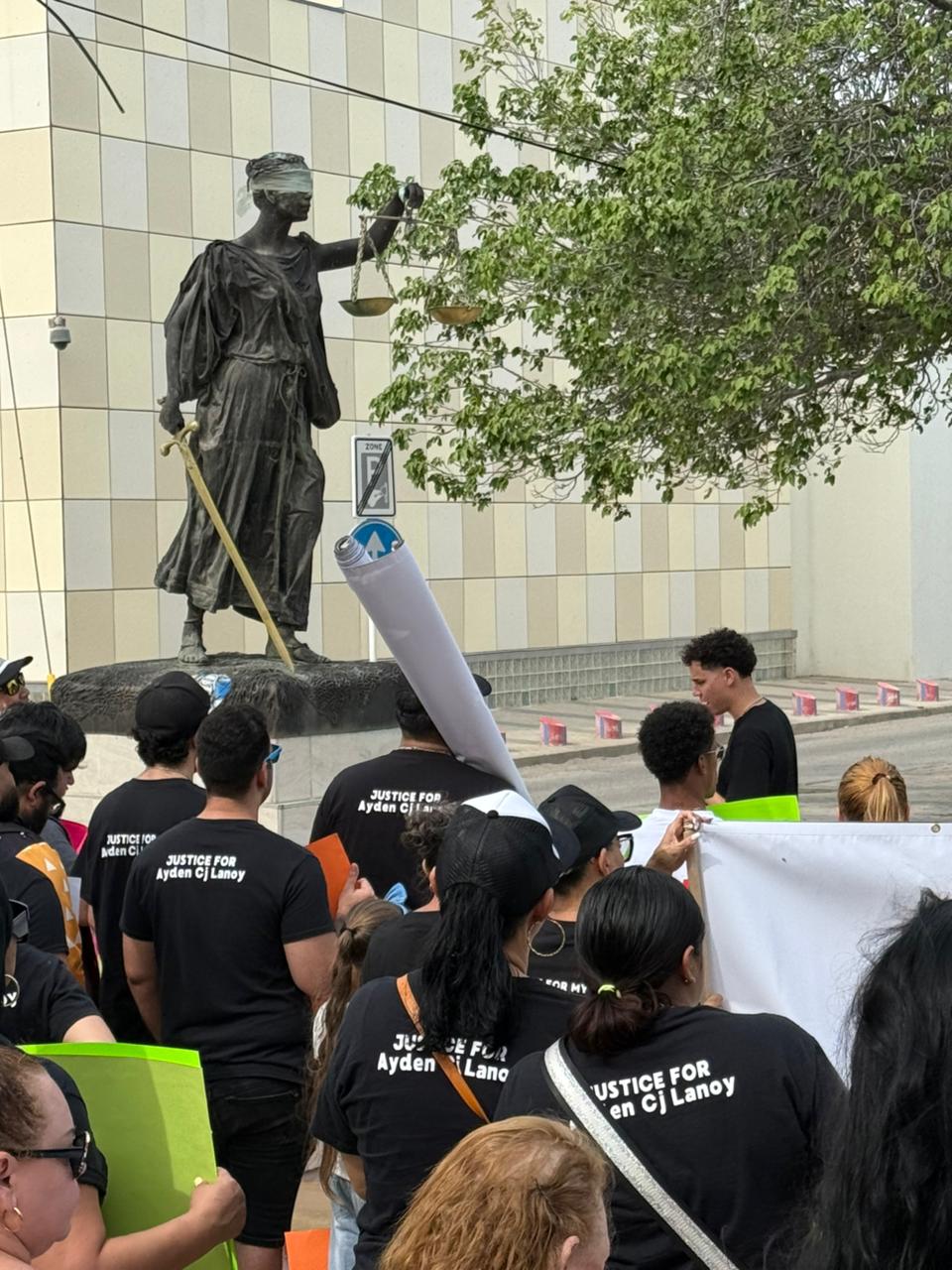 Protesta Ayden Lanoy 9