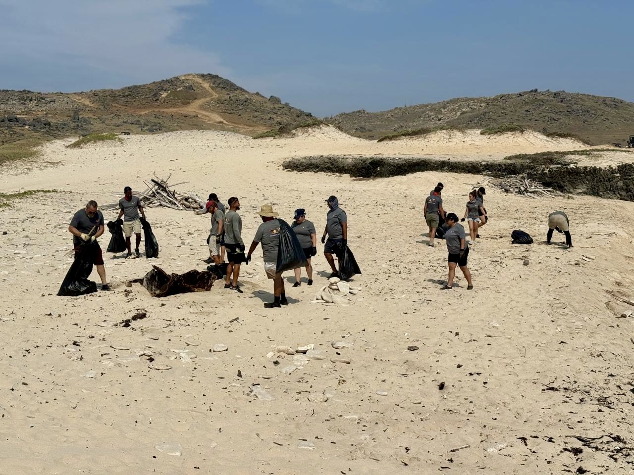 01. Ahata Beach Clean Up