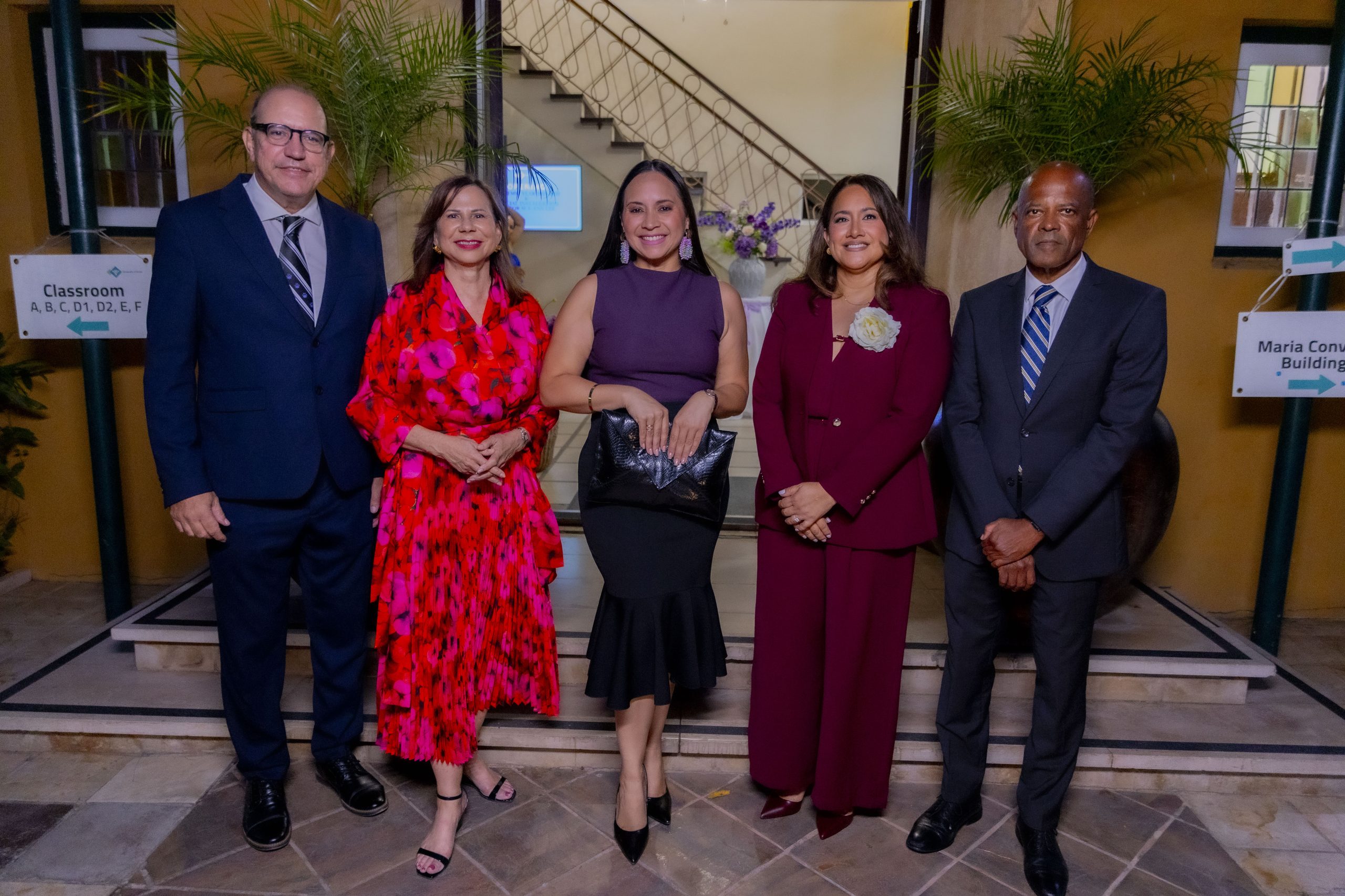 Universidad Di Aruba Ta Instala Rector Nobo, Sue-Ann Lee, Cu Vision Pa Aruba Su Futuro 160 2Y1A0930 Scaled