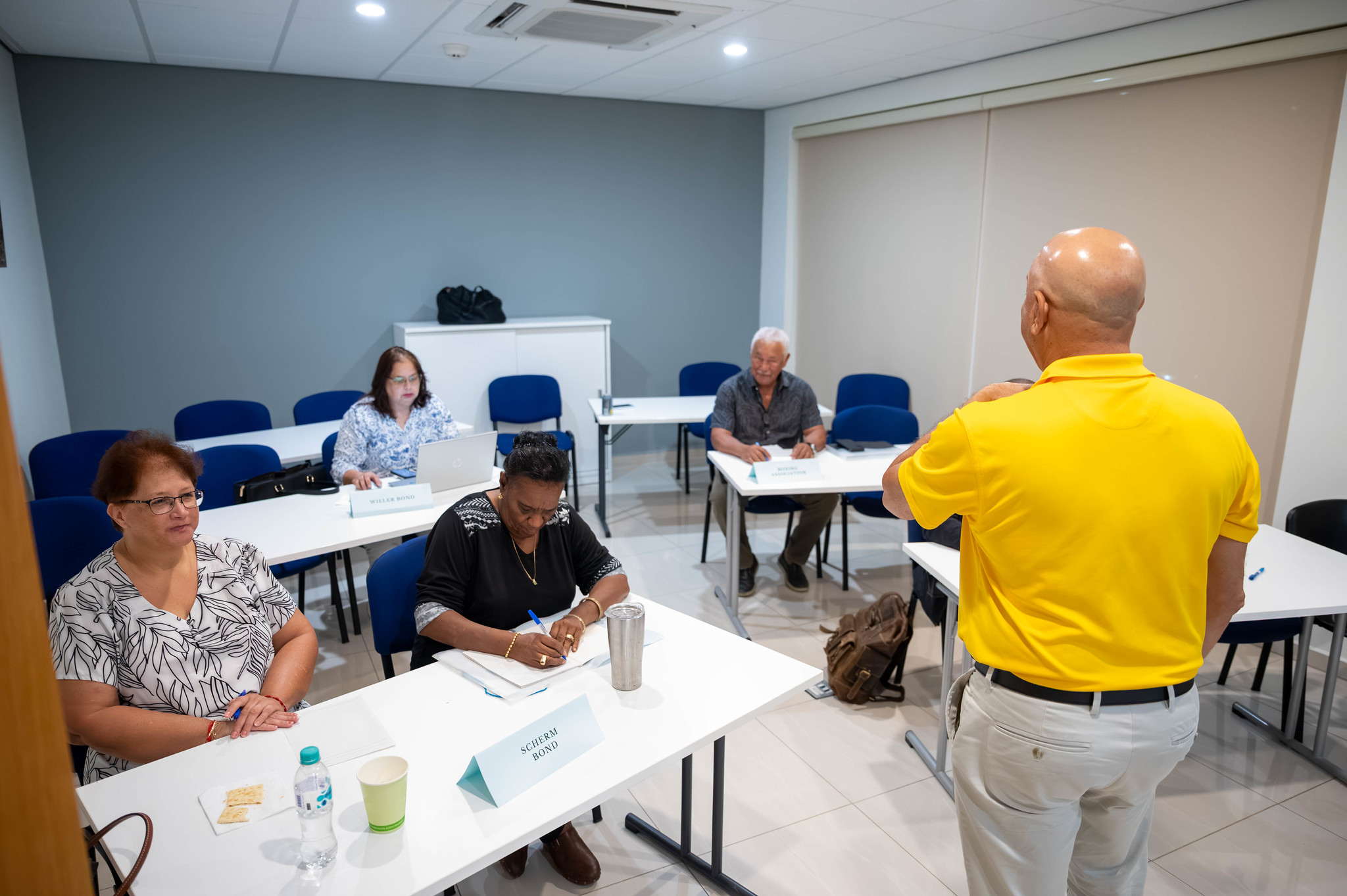 54774806027 7F08D4B885 K