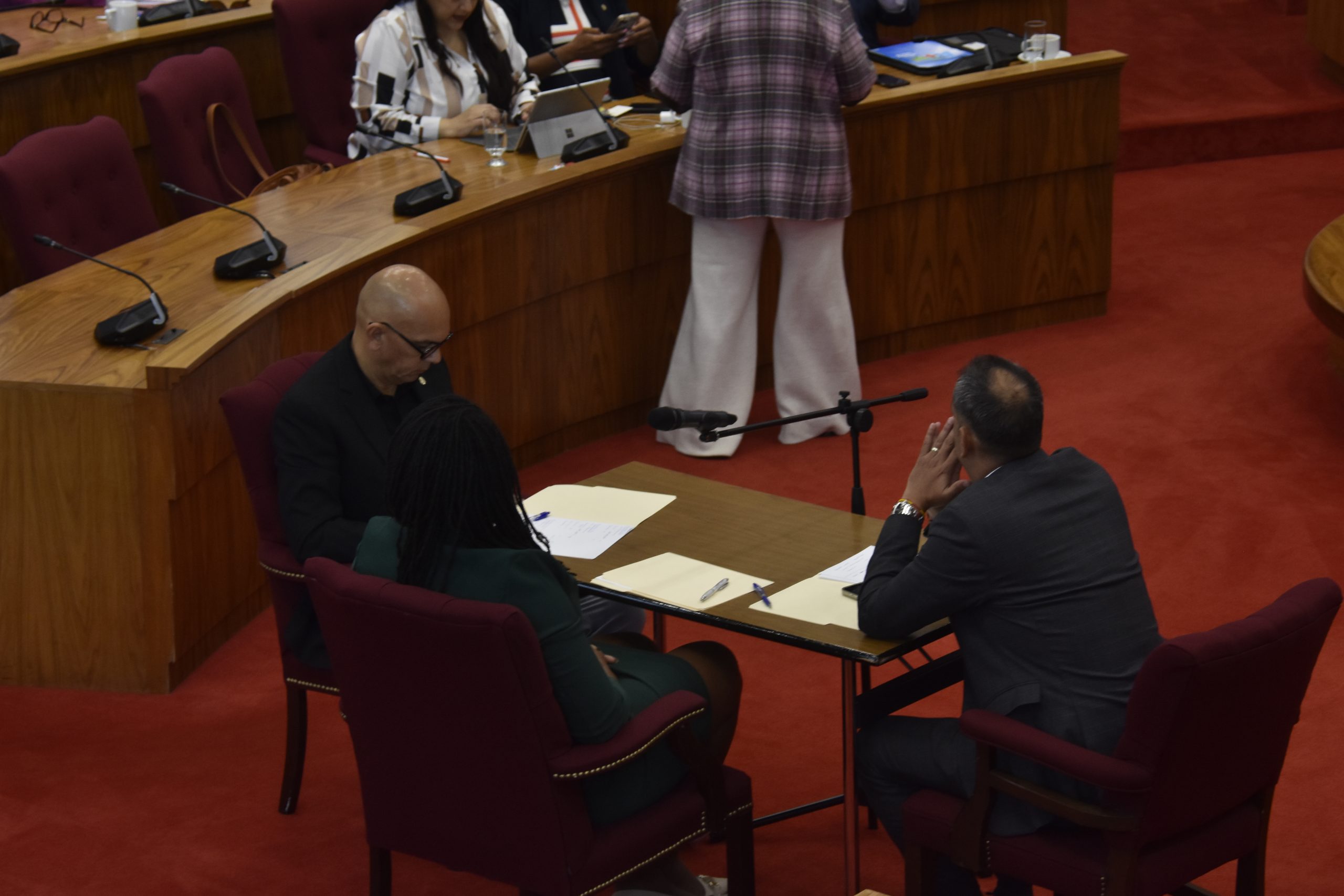 Parlamento Di Aruba A Vota Pa Marlon Sneek Como Presidente Di Parlamento Y Munzaninn Wever Pa Vice Presidente 160 Aaa9307 Scaled