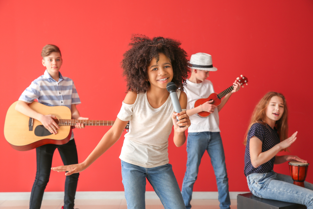 Arte Ta Topa Regata Siman Di Vakansi Kreativo Pa Mucha I Hoben