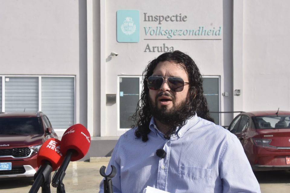 Jaybert Dijkhoff Hurista Oficialmente A Haci Un Denuncia Publico Contra Azv Hospital Y Iva