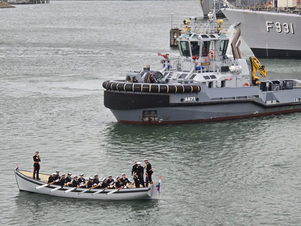 Minplen Naval Forces Ceremonial Change Pix2