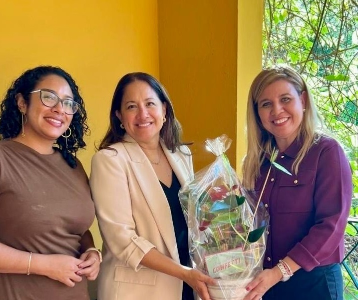 Fraccion Avp Den Dialogo Cu Rector Di Universidad Di Aruba