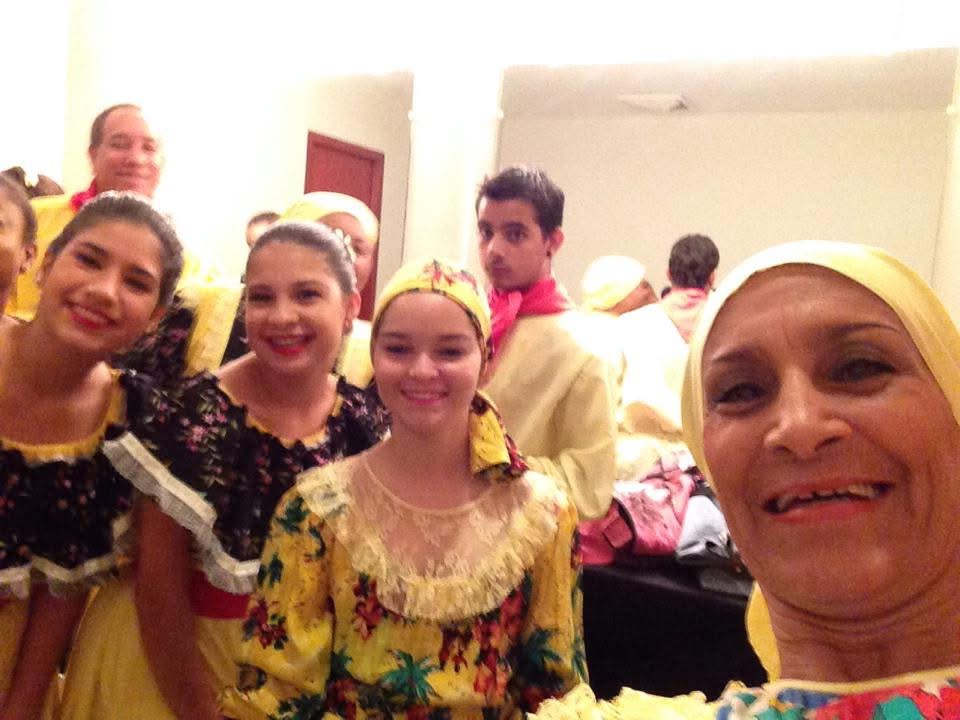 Diana Lydia Antonette: Un Baluarte Cultural Den Baile Arubano, Docente, Artista, Bailarina, Coreografo, Y Directora 175 Img 9712