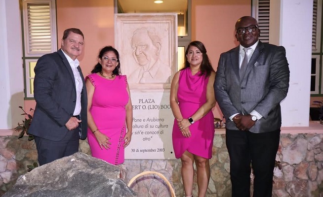 Reinauguracion Plaza Lio Booi 01 1