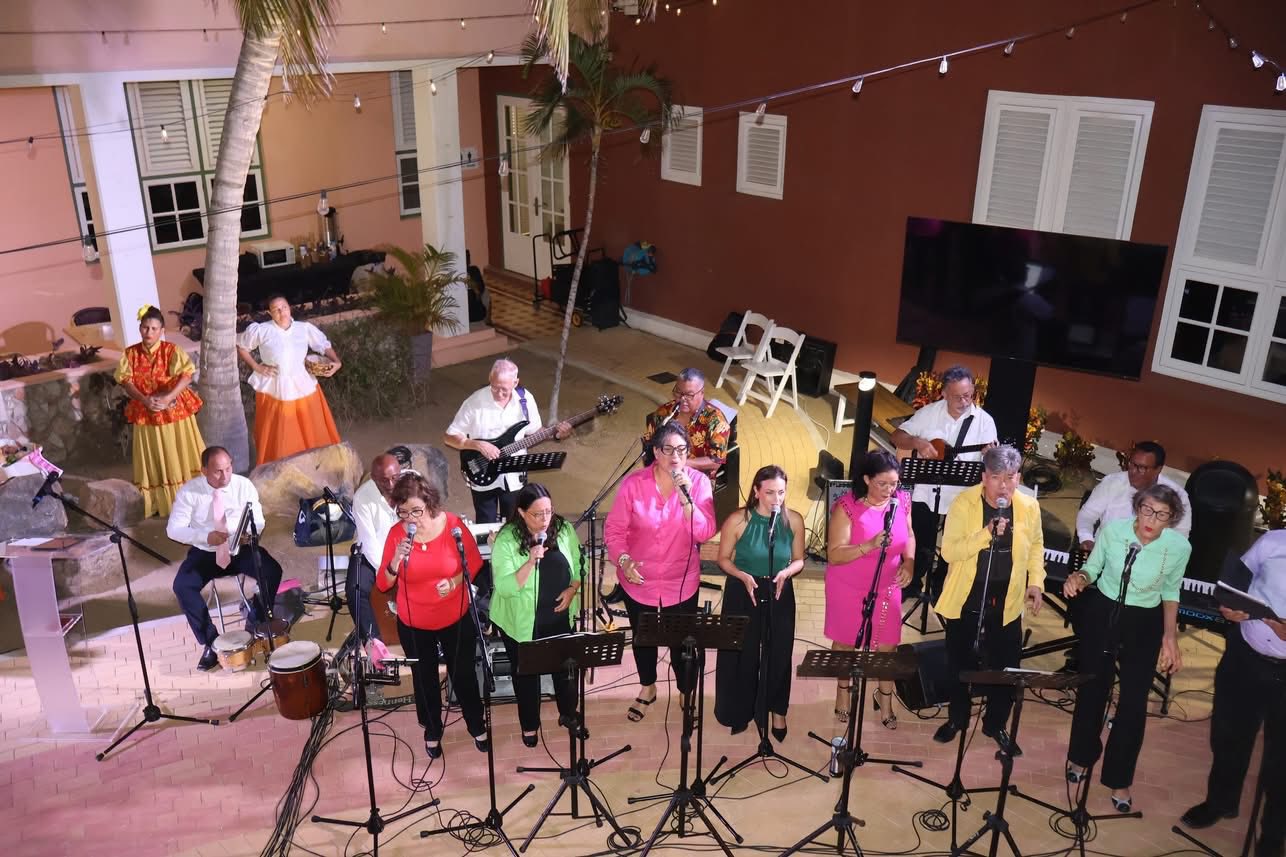 Reinauguracion Plaza Lio Booi 10