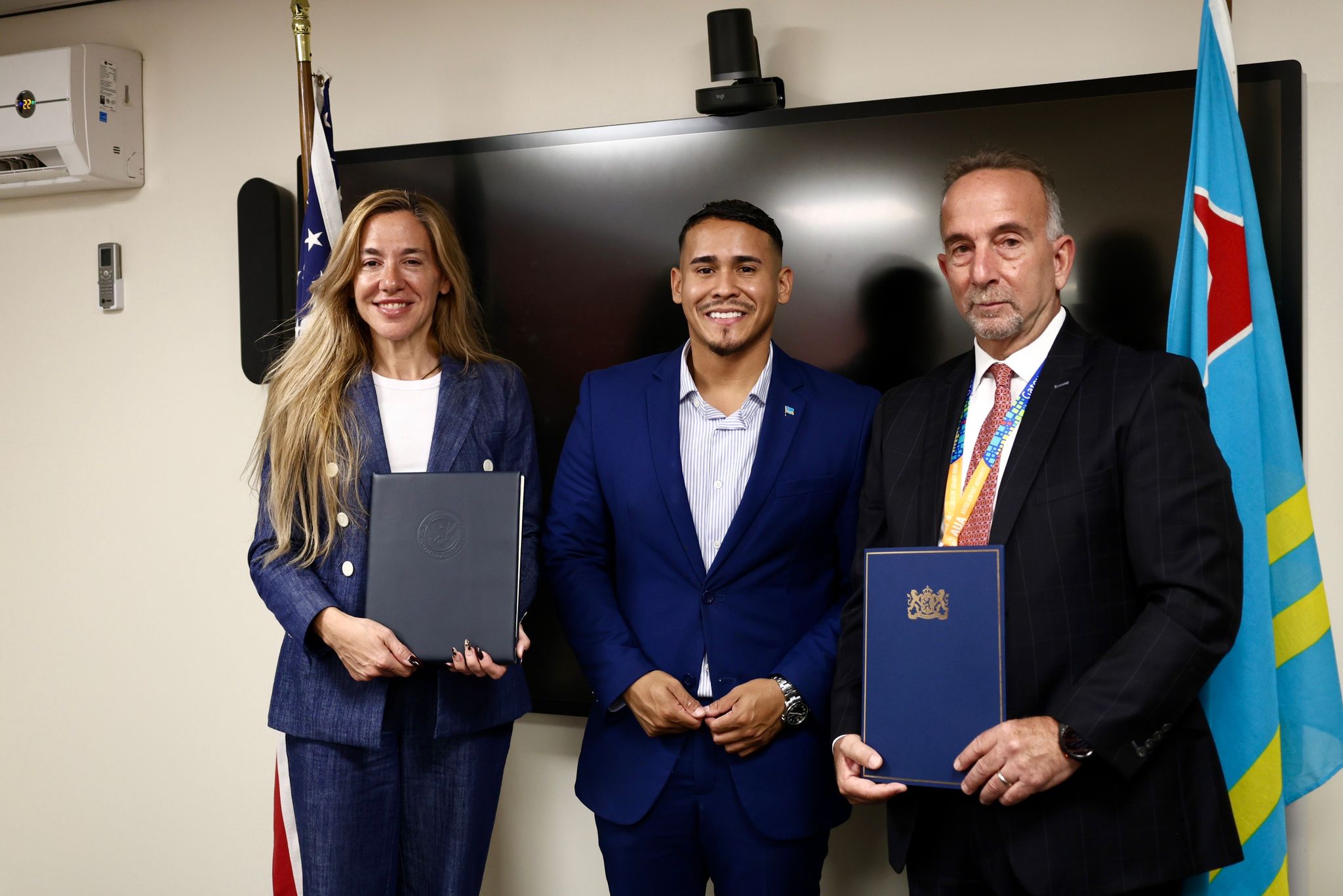 Aruba Versterkt Strategisch Partnerschap Met De Verenigde Staten Door Ondertekening Van Memorandum Of Understanding (Mou) 161 Whatsapp Image 2025 10 24 At 4.55.05 Am 1