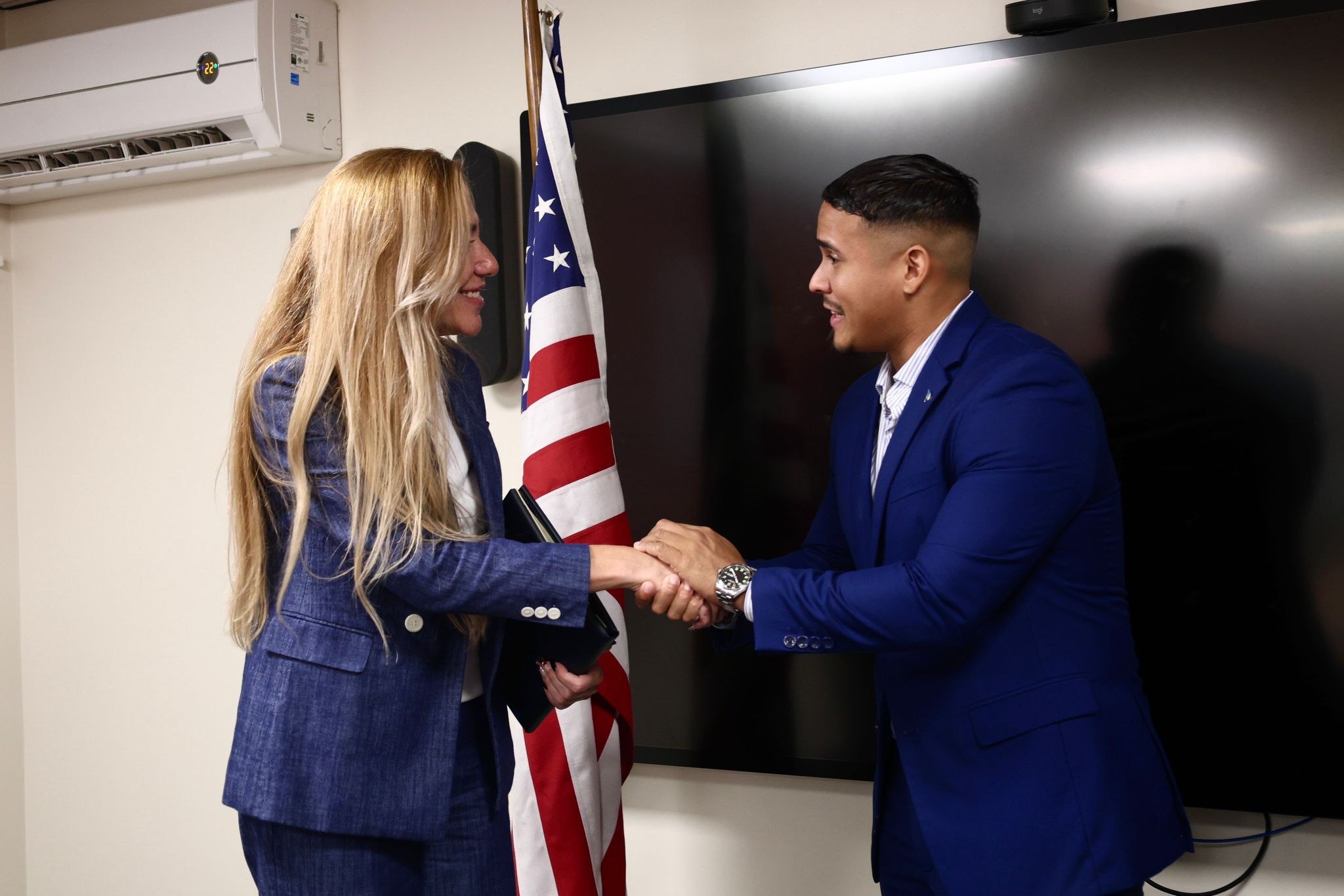 Aruba Versterkt Strategisch Partnerschap Met De Verenigde Staten Door Ondertekening Van Memorandum Of Understanding (Mou) 160 Whatsapp Image 2025 10 24 At 4.55.05 Am