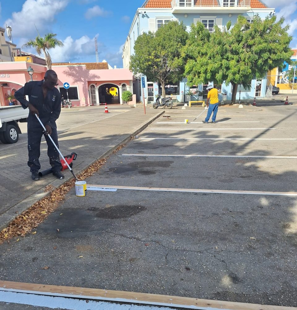 Mehora Markashon Di Kaminda