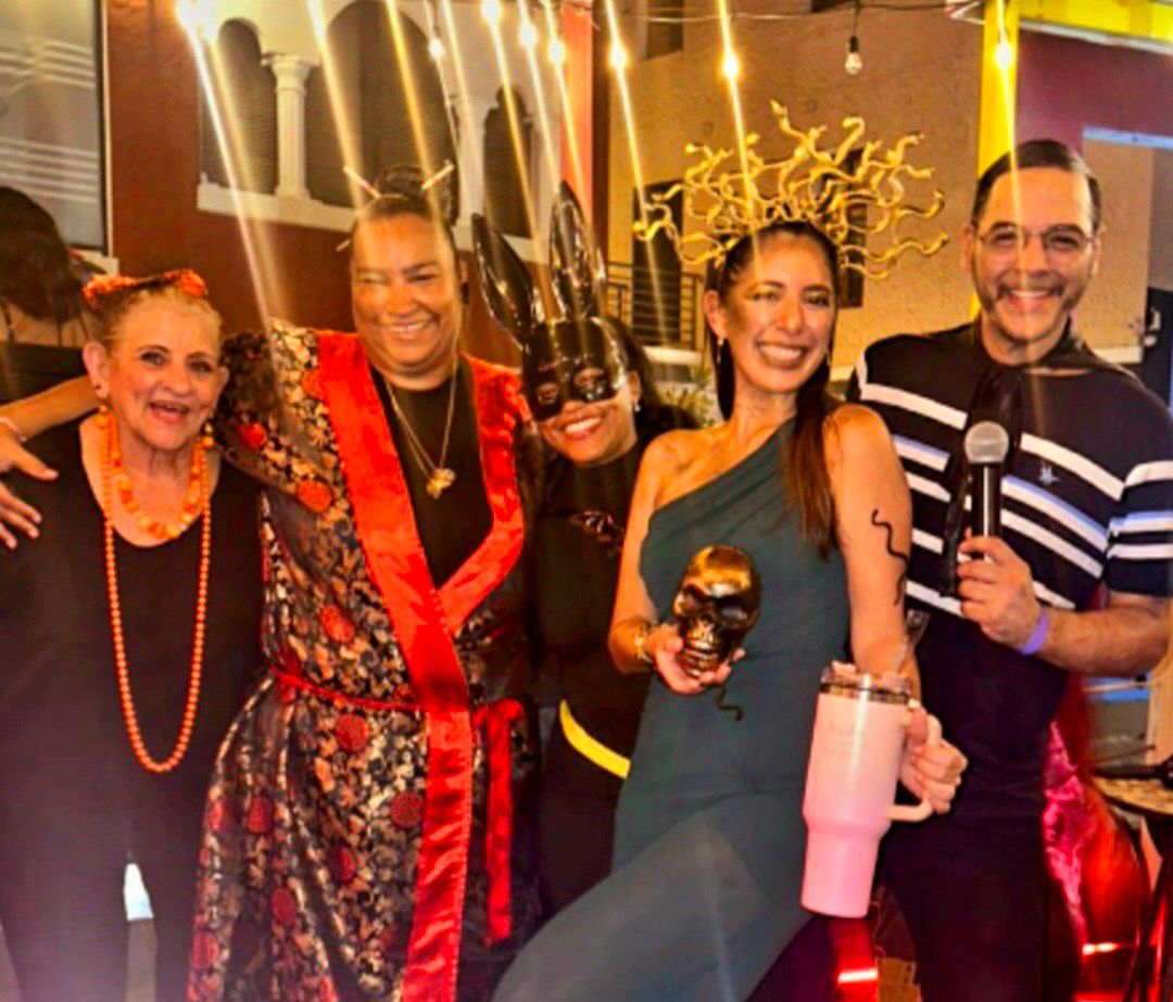 In Totaal Namen Acht Teams Deel Aan De Frenchie’s Paseo Herencia Halloween Quiz 2025 163 Halloween 2